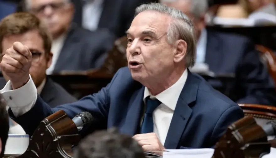Industria argentina en el centro de la pelea: qué le reclama Pichetto al Gobierno de Milei