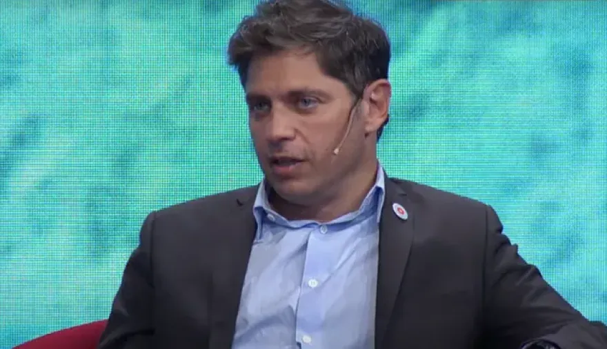 Kicillof cruzó con dureza el acuerdo con EE.UU. y acusó al Gobierno de “no negociar nada”