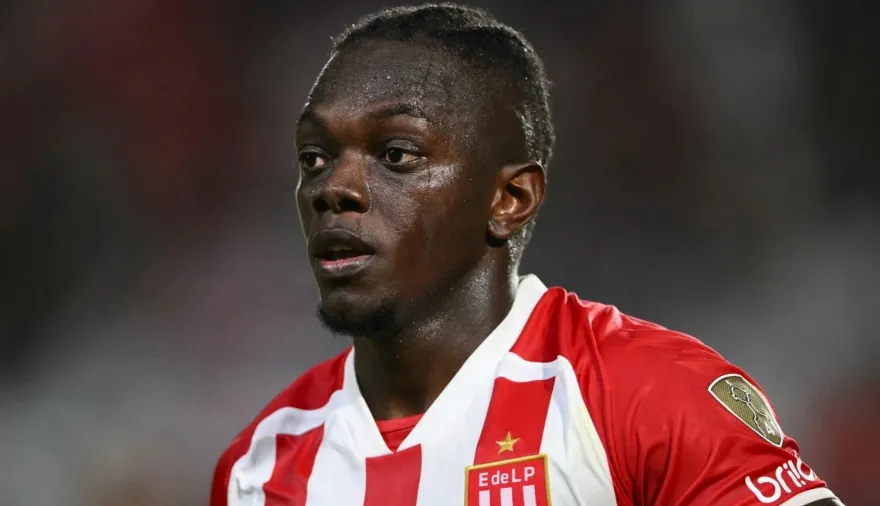 Se cayó el pase de Edwuin Cetré a Boca: nuevamente no pasó la revisación médica