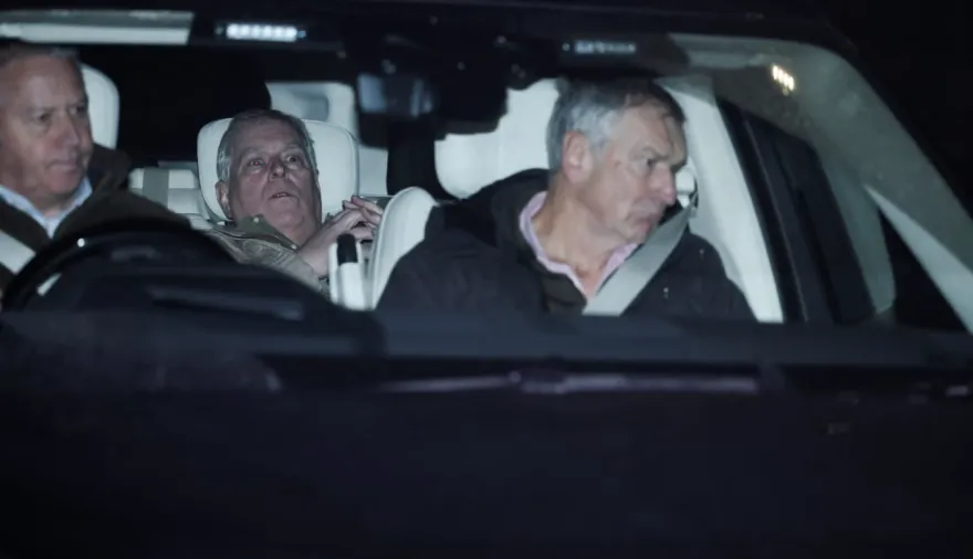 El expríncipe Andrés, detenido y liberado bajo investigación