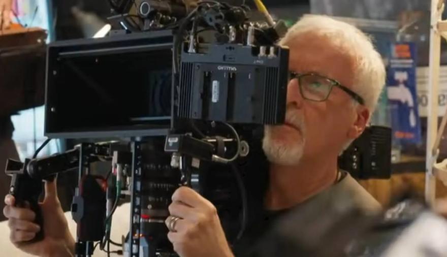 Contra Netflix: James Cameron quiere que Paramount se quede con Warner Bros