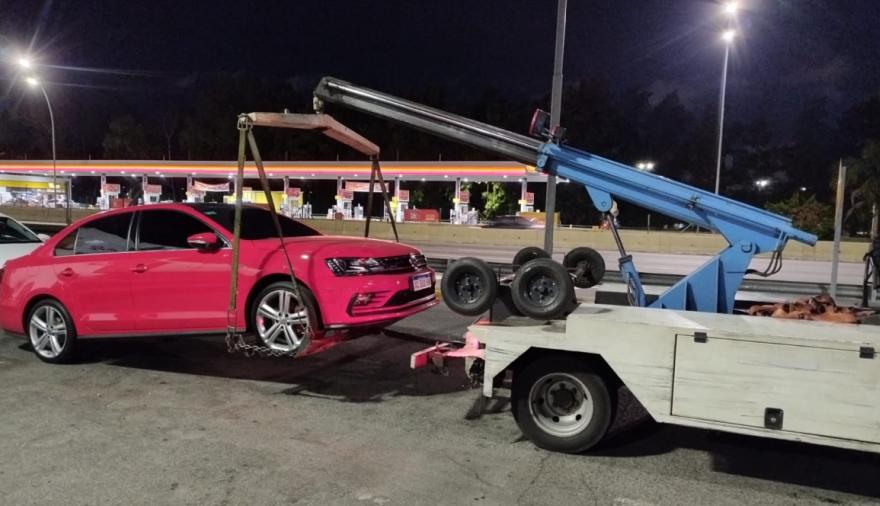Se hacían los "Toretto" en la General Paz, pero les decomisaron los autos y las motos