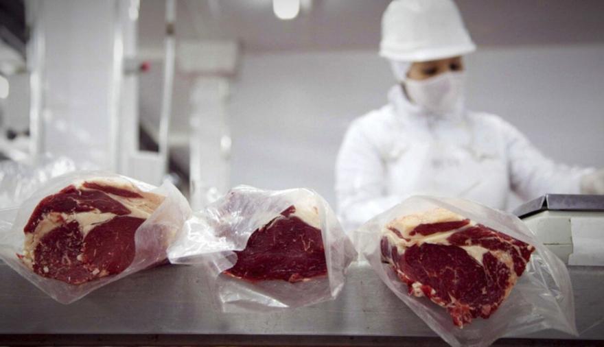 Las exportaciones de carne vacuna crecieron 32,9% en dólares, según el Consorcio ABC