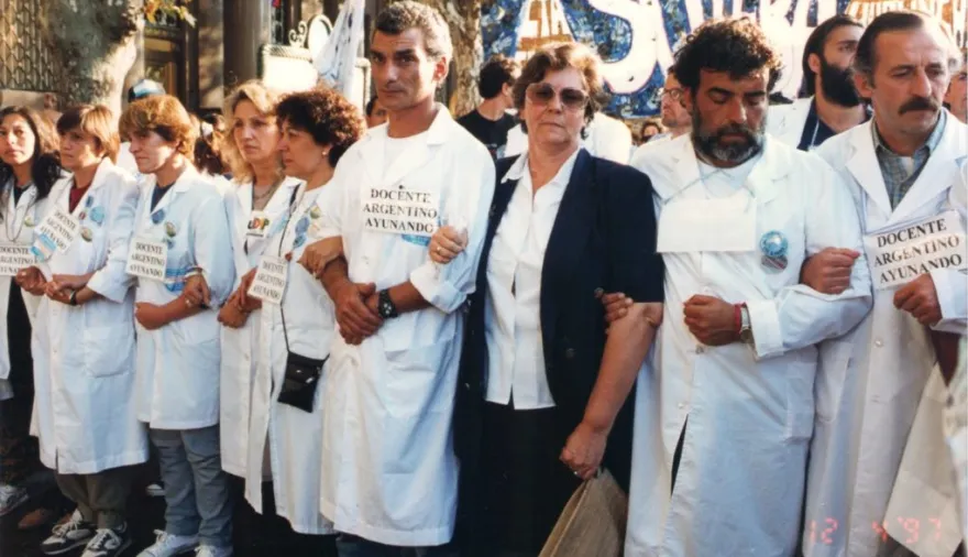 Carpa Blanca 2003: a 23 años del anuncio que volvió a encender el conflicto docente
