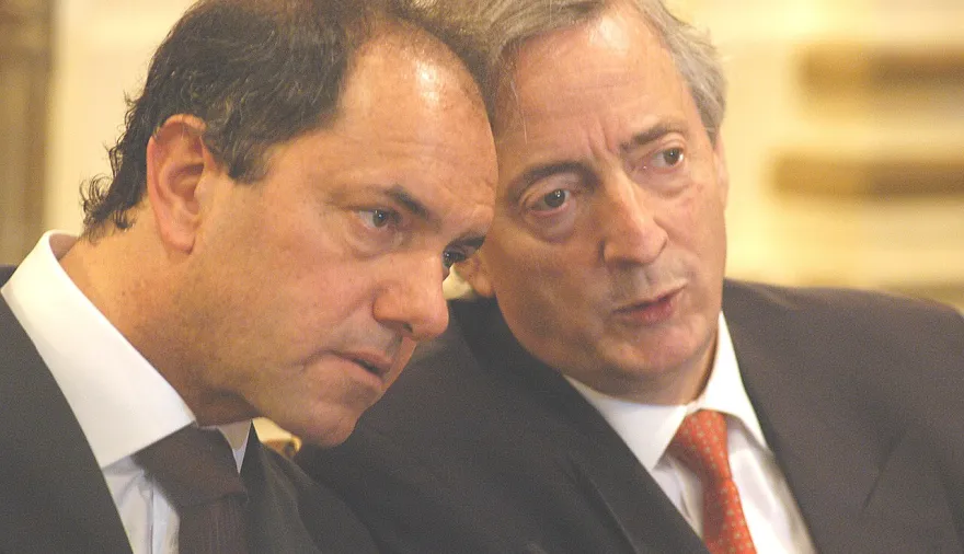 El día que Néstor Kirchner se duplicó el sueldo en pleno Mundial 2006: cómo se justificó