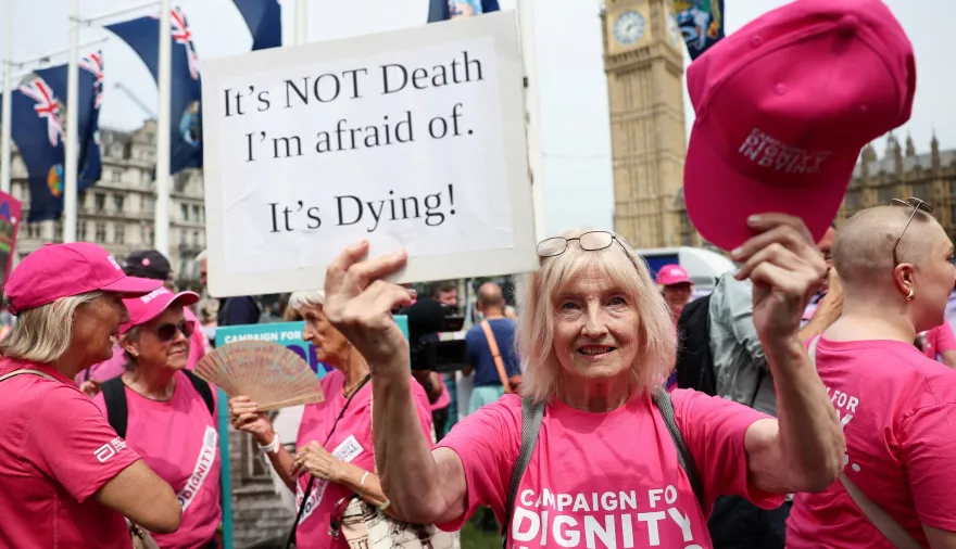 Reino Unido frena la muerte asistida y reabre un dilema clave