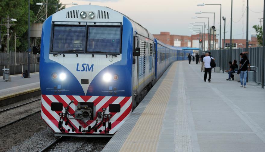 Tragedia en Villa Devoto: un hombre murió al ser arrollado por el tren San Martín