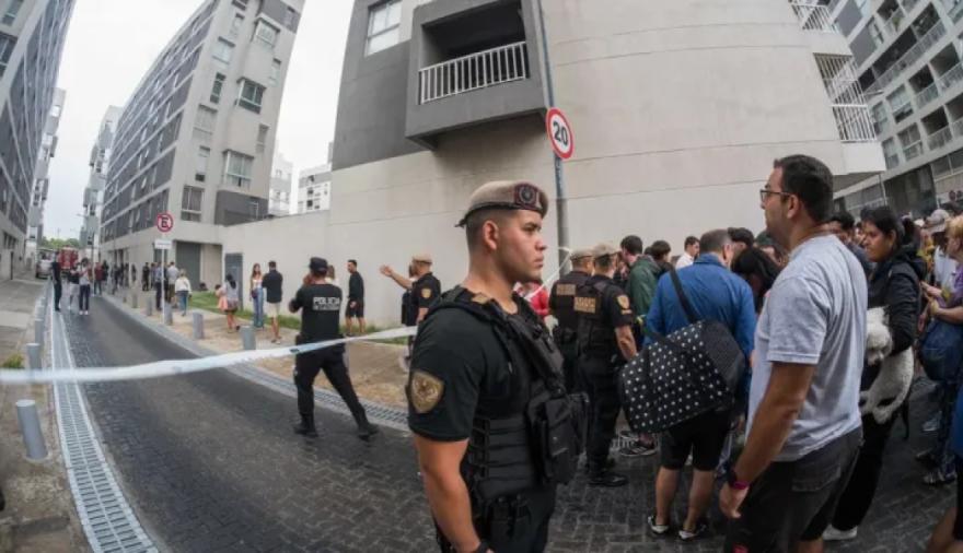 Estación Buenos Aires: una ventana cedió y obligó a evacuar otra vez a vecinos