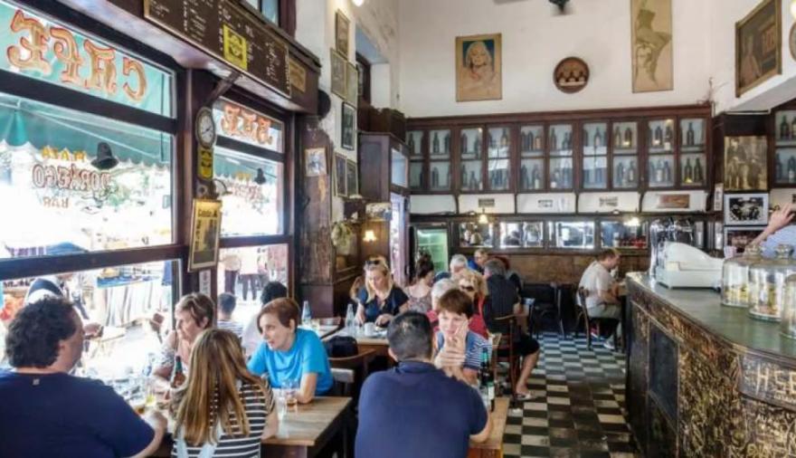 Llega el Día de la Barra de la Esquina a los Bares Notables de Buenos Aires