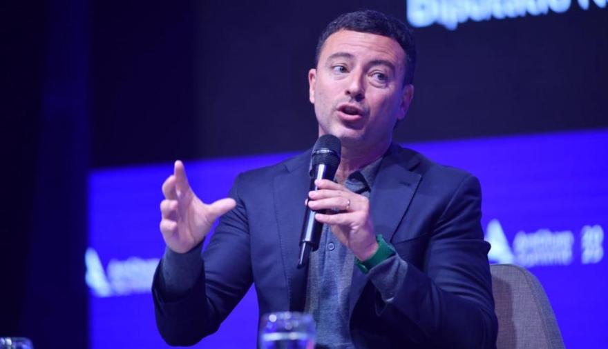 Por qué De Loredo desafía al PJ de Llaryora rumbo a 2027