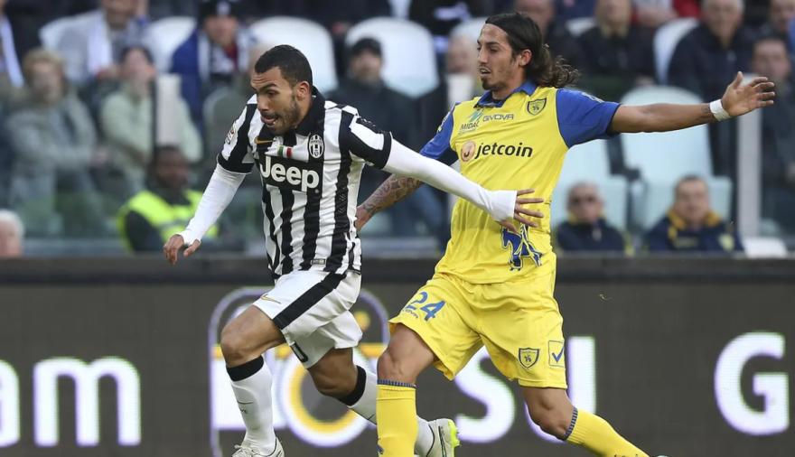 Ezequiel Schelotto, el argentino que es jugador, accionista y dirigente en Suiza