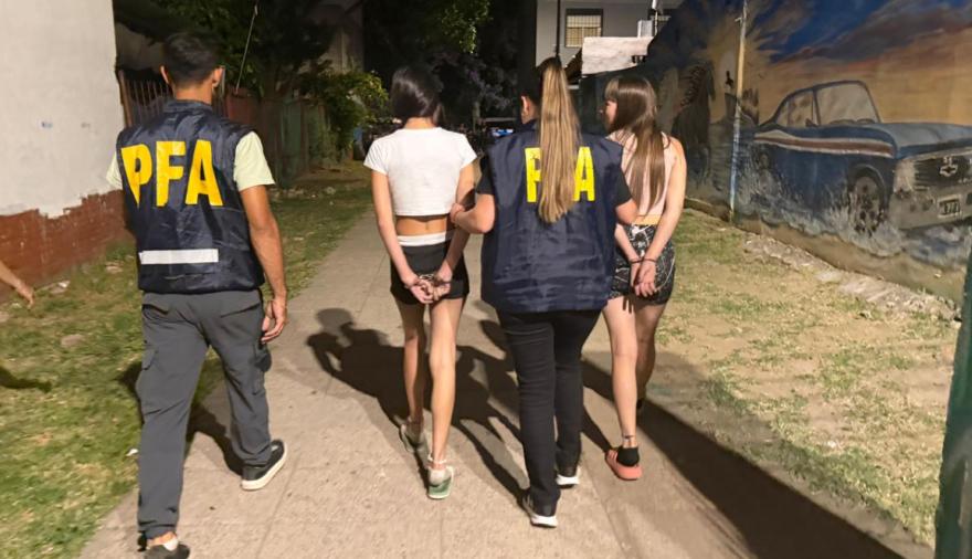 Siete allanamientos y un búnker desbaratado: así cayó una banda que operaba en tres distritos del GBA