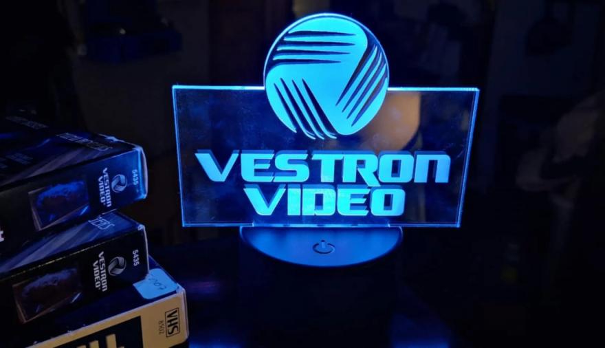 La historia de Vestron Video, la empresa que caminó para que Netflix pueda correr