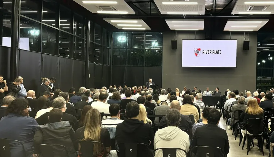 River presentó un superávit récord pero Carlos Trillo rechazó el balance