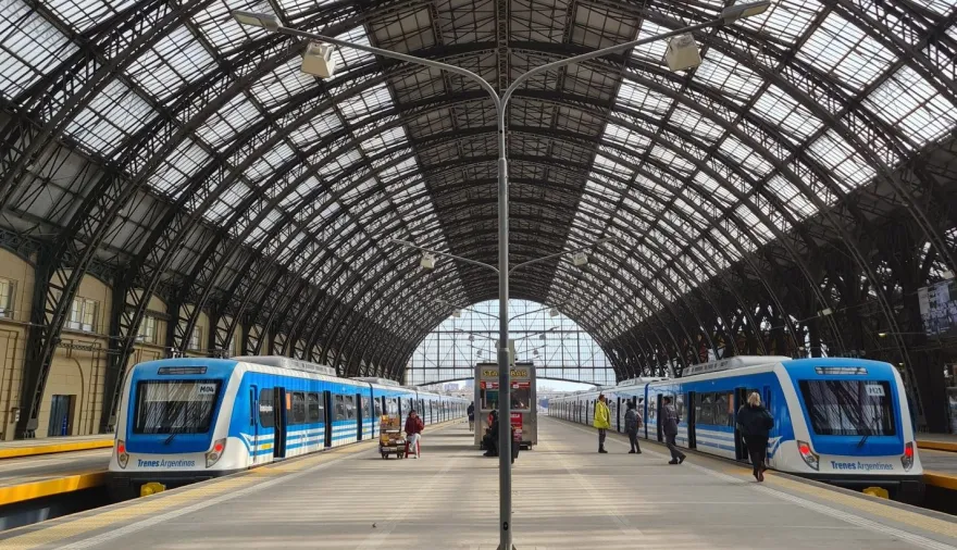 Sin límite de 5 km/h: ¿A qué velocidad entrarán los trenes en Retiro y Once?