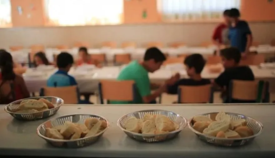 Mario Ishii impulsa en Buenos Aires una ley para garantizar alimentos por 18 meses