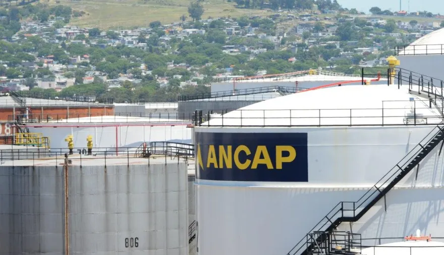 Sube la nafta en Uruguay: lo que puede cambiar en Argentina desde mayo