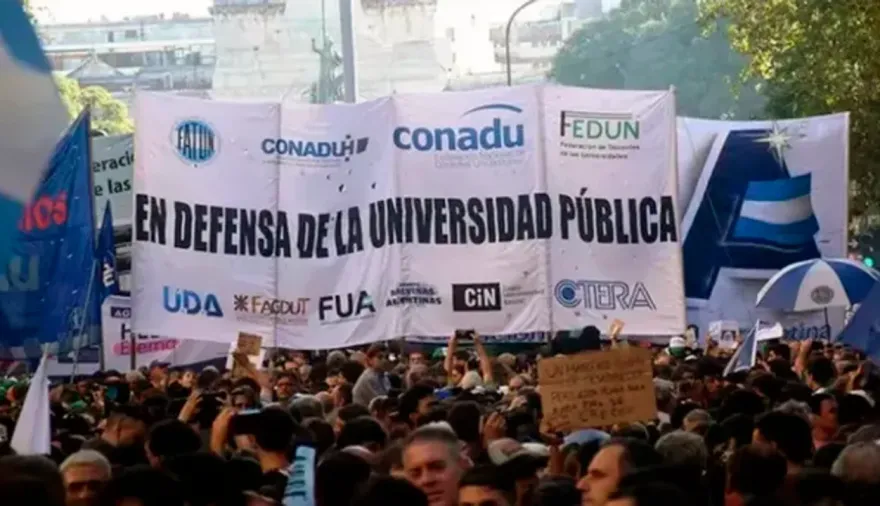 Paro total en la UBA: docentes responden al Gobierno y crece el conflicto