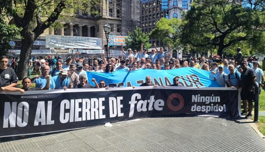 Kicillof entra en escena: la presión del SUTNA por FATE escala