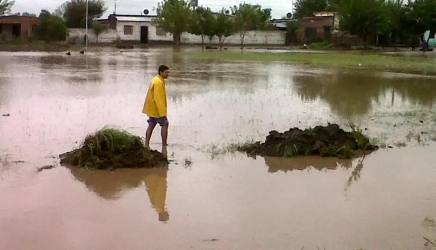Tucumán frena obras y redirige fondos: ¿prioridad hídrica o ajuste encubierto?