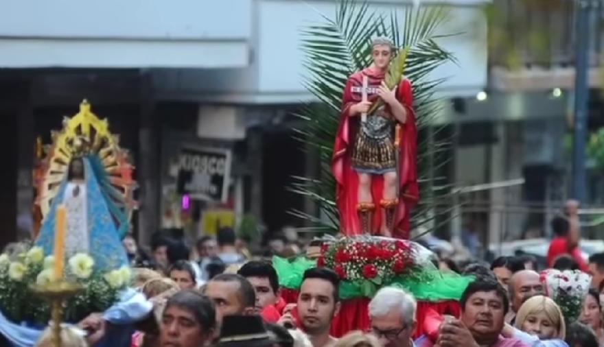 San Expedito: miles de fieles celebran al patrono de las causas urgentes
