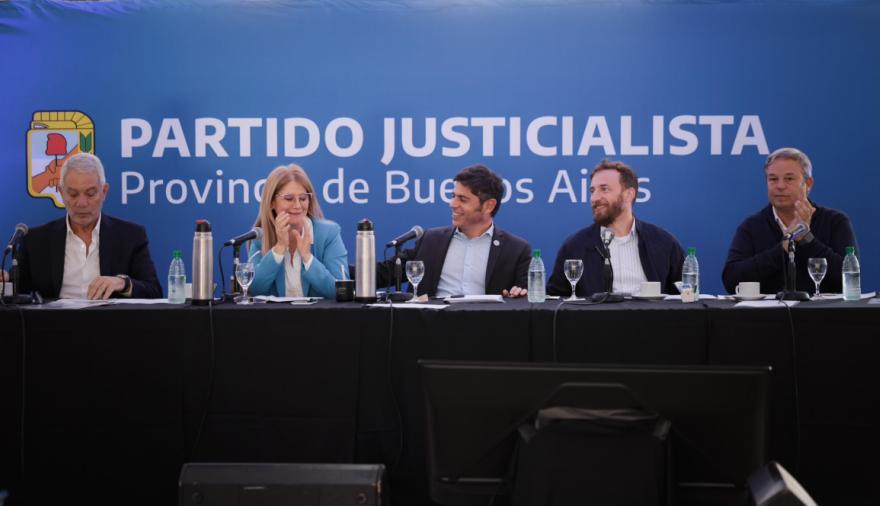 Kicillof asumió en el PJ bonaerense y encaró su primer reto: qué saldrá a buscar