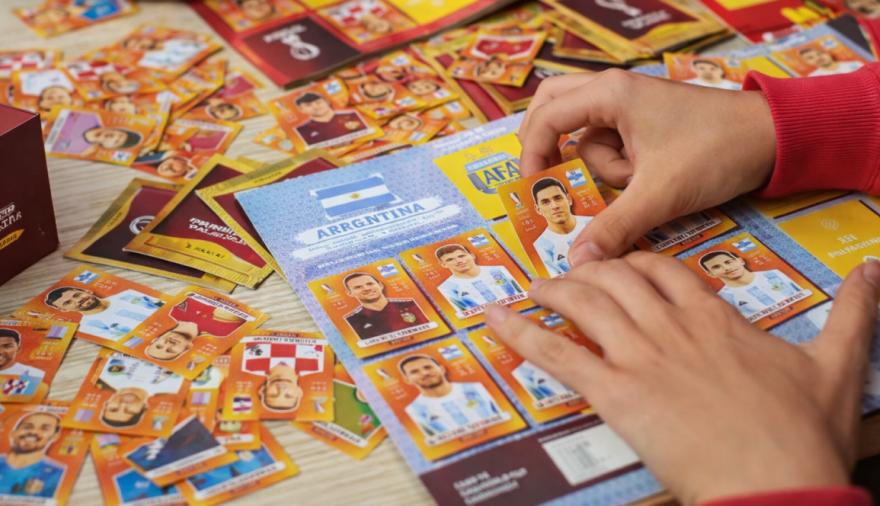 Por qué la FIFA rompió con Panini: el negocio detrás de las figuritas