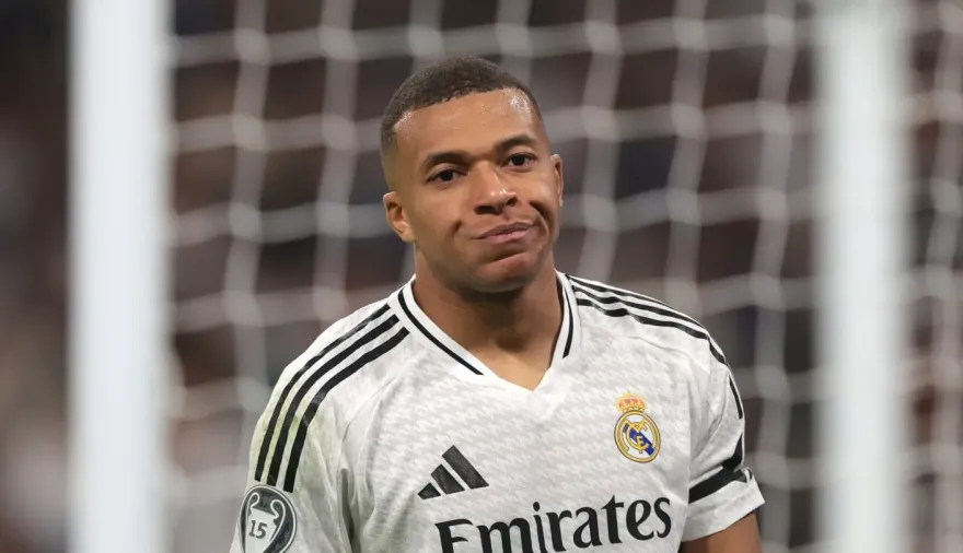Juntan más de 5 millones de firmas para que Mbappé se vaya del Real Madrid