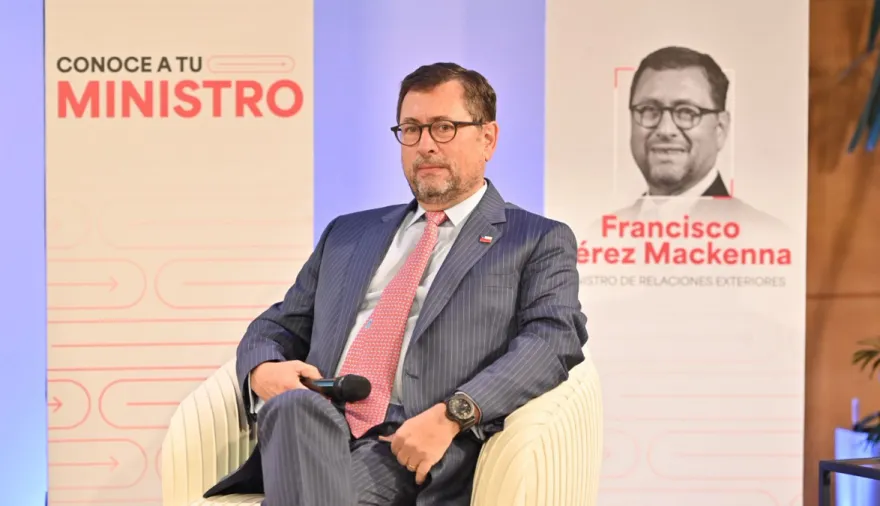 Francisco Pérez Mackenna viajó a India para abrir mercados y sumar inversión