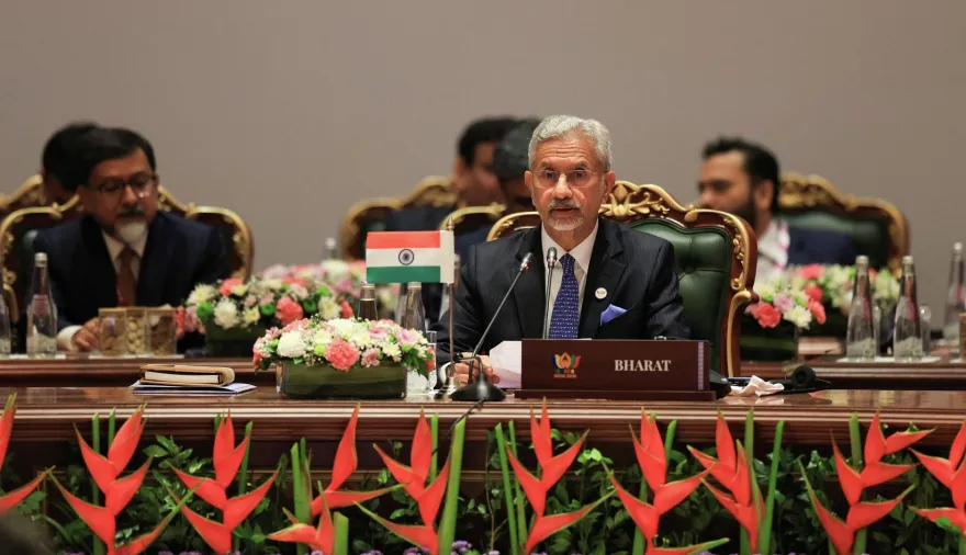 BRICS e Irán: la silla vacía de Milei ante la crisis de Ormuz
