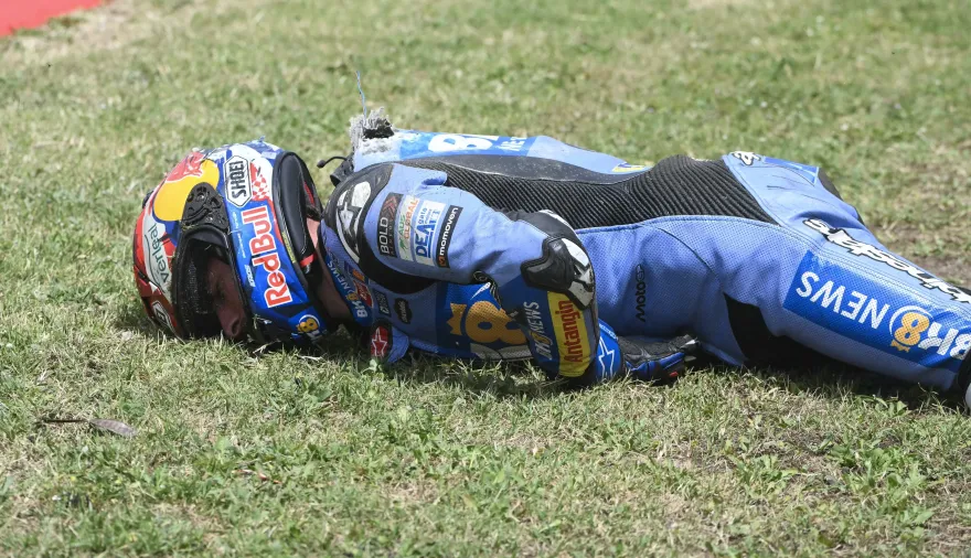 El impactante choque de Álex Márquez en MotoGP que hizo temer lo peor