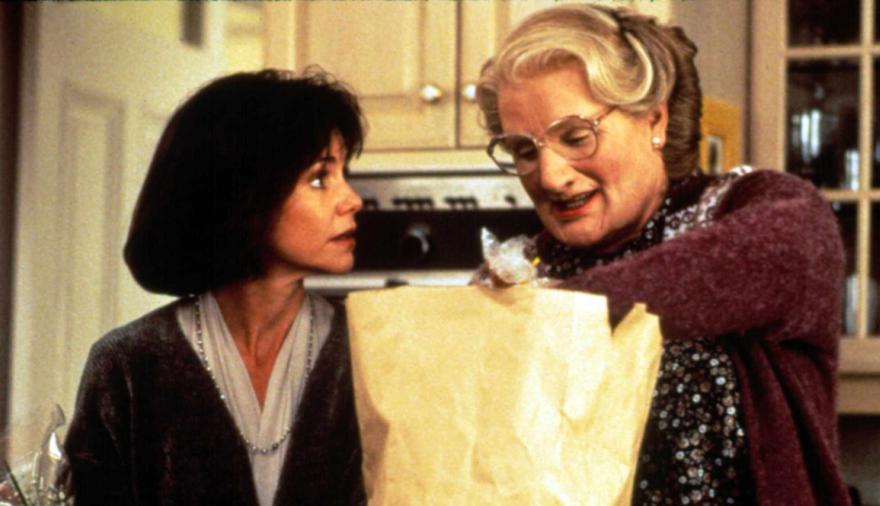 Sally Field dijo que Robin Williams no le pareció gracioso en Papá por siempre