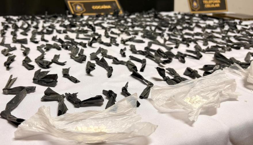Cocaína, balas y una moto robada: cayó una banda narco que operaba en General Rodríguez