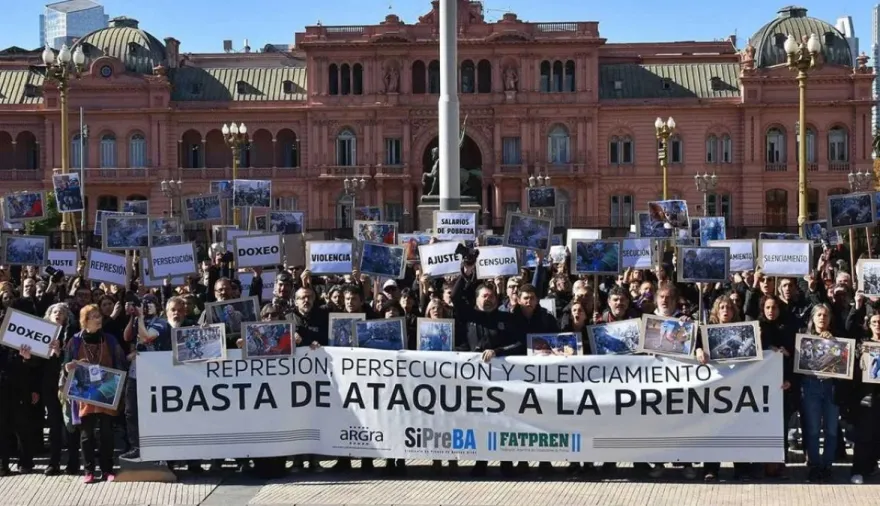 Un nuevo estatuto para el periodismo: qué cambiaría en cobertura, cuidado y estabilidad