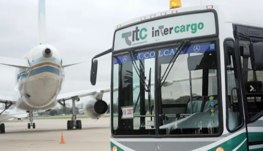 Caputo redefine la venta de Intercargo: qué cambia para el servicio en aeropuertos