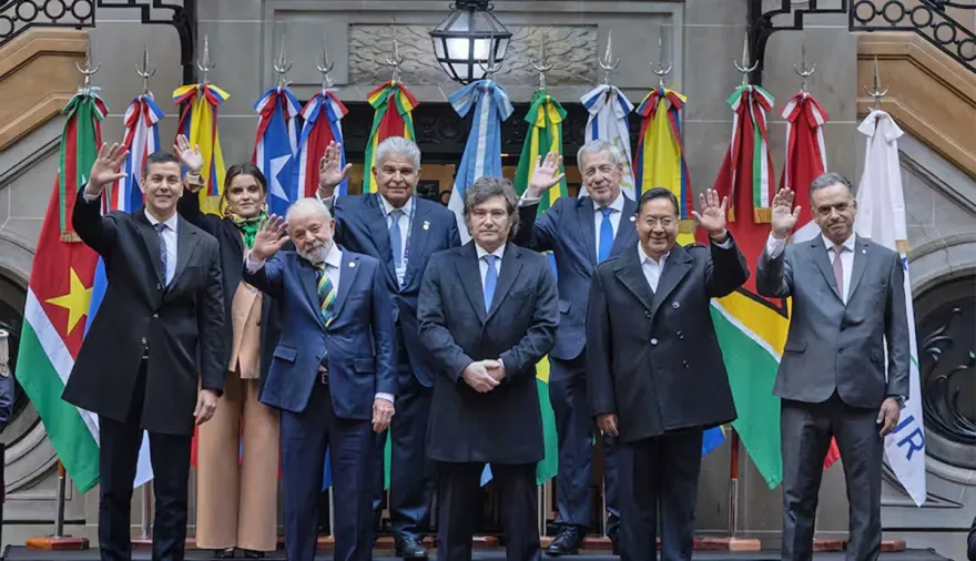 Sin viaje a Paraguay, Milei apuesta todo al reordenamiento y deja el Mercosur en suspenso