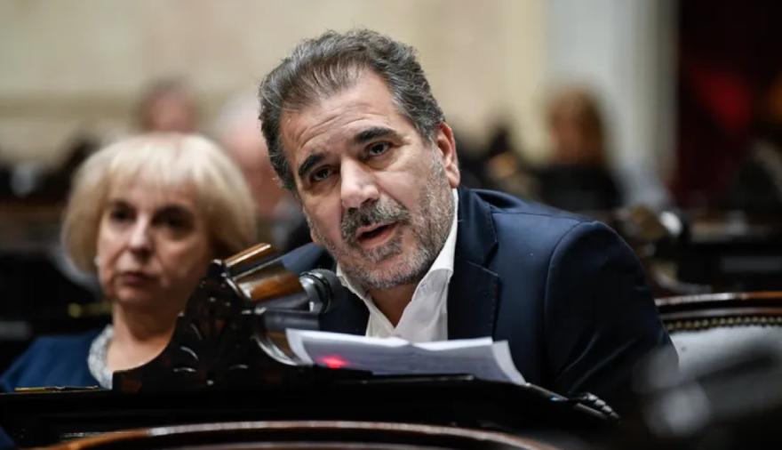 Adorni: Ritondo defendió el faltazo del PRO y acusó al kirchnerismo de armar un show