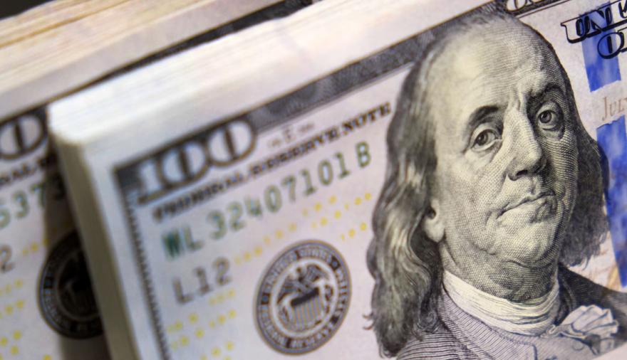 Estados Unidos marcó el rumbo y Argentina quedó bajo la lupa por bonos y riesgo país