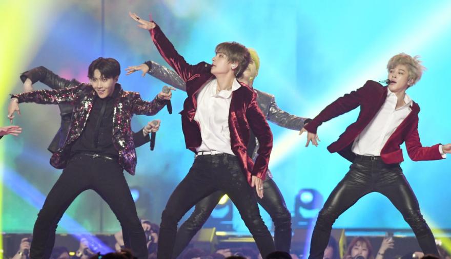 Grammy 2027 y BTS: el comunicado que reaviva la discusión con Harvey Mason Jr.