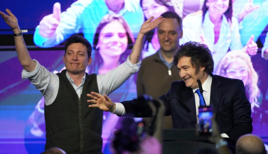 Revelaron que Santiago Caputo convenció a Milei de una decisión histórica