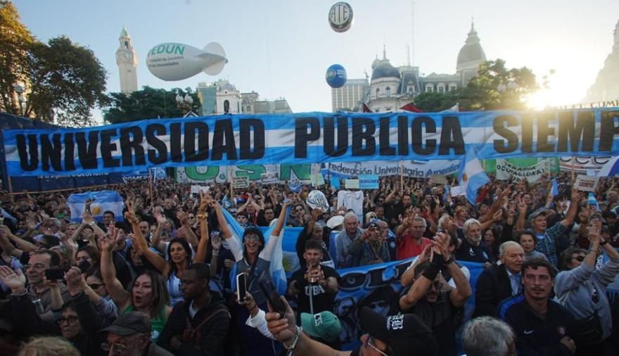 El Gobierno enfrenta una nueva presión antes de volver a negociar con los gremios