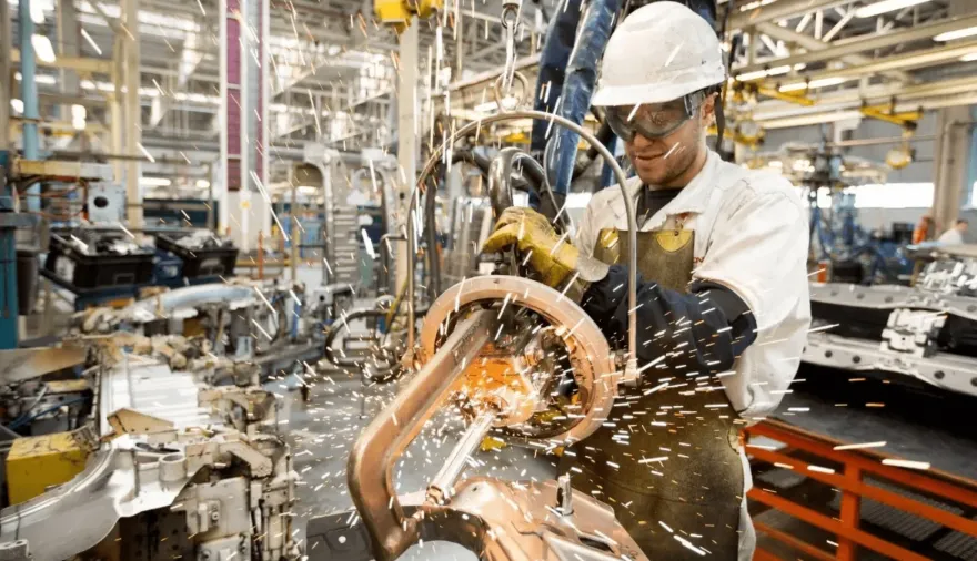 Industria estancada: la UIA estima una caída mensual del 0,6% y sigue 10% abajo de 2022