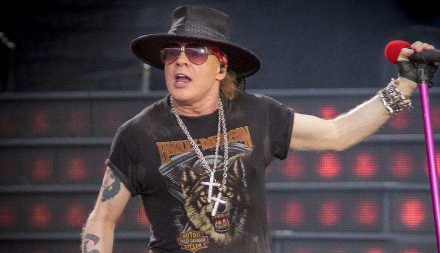 Axl Rose y Guns N' Roses en Nueva Jersey: la confesión de salud que sorprendió al público