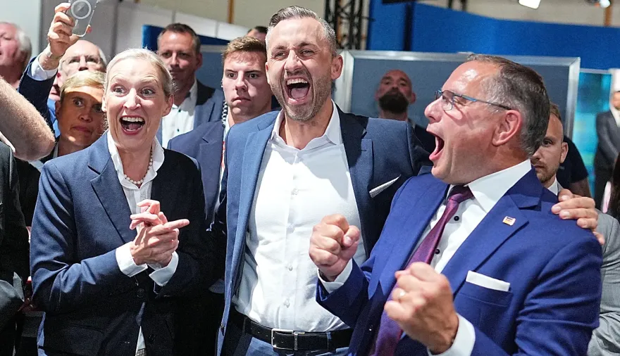 AfD logra una victoria histórica en Sajonia-Anhalt y reclama el mandato para gobernar