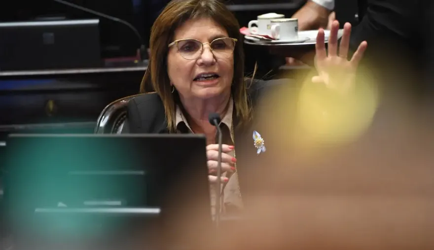 Bullrich, Kicillof y los armados que crecen en silencio: movimientos y sucesiones
