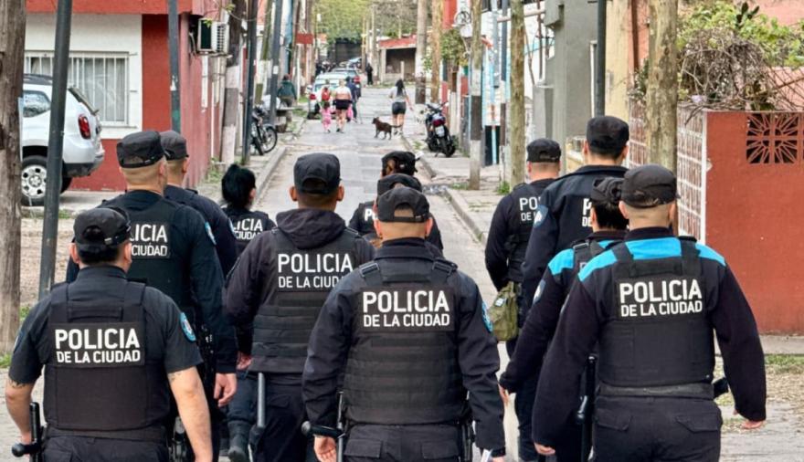 Megaoperativo en 15 barrios porteños: despliegan 1.500 agentes y hubo 17 detenidos