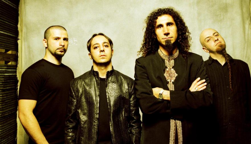System of a Down revive Toxicity con vinilos raros y material para coleccionistas
