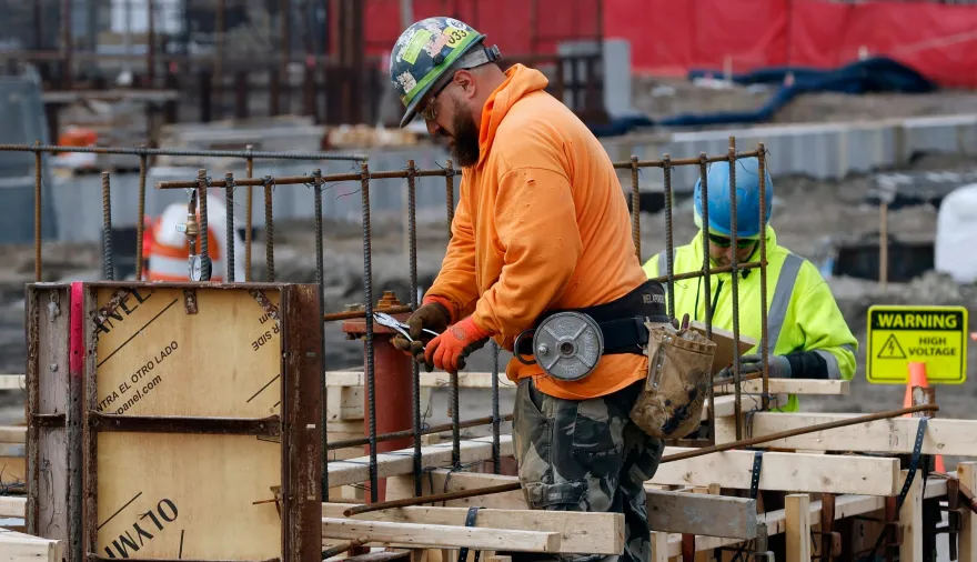 EE.UU. creó 29.000 empleos en septiembre y el desempleo subió al 4,2%