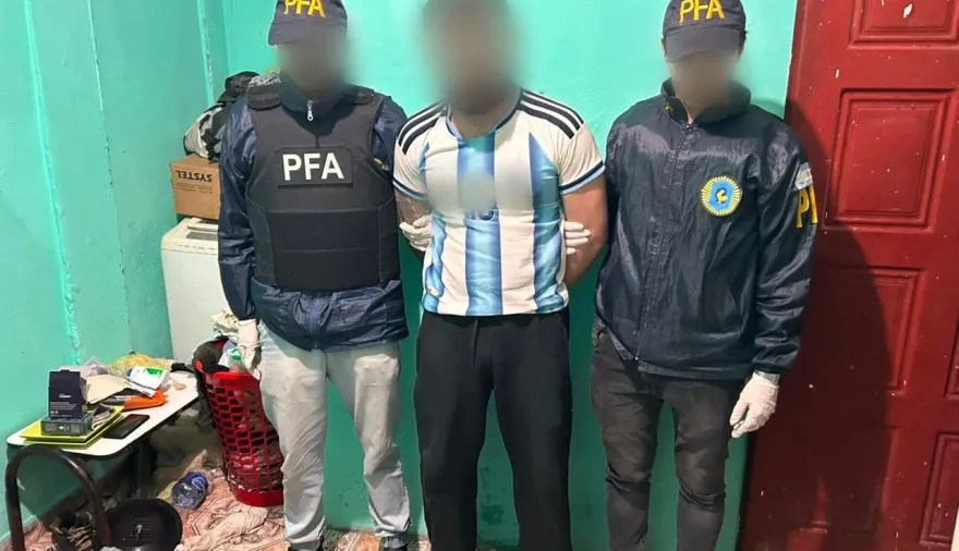 Lo buscaban por abusar y amenazar a su expareja: el dato que llevó a la Policía hasta el Barrio 31