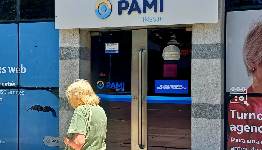 Paro de PAMI: por qué reclaman los médicos, qué responde el organismo y cómo se financia